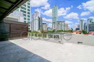 Central Phnom Penh boutique hotel for rent Tonle Bassac