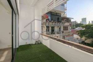 2 bedroom apartment for rent Riverside Daun Penh