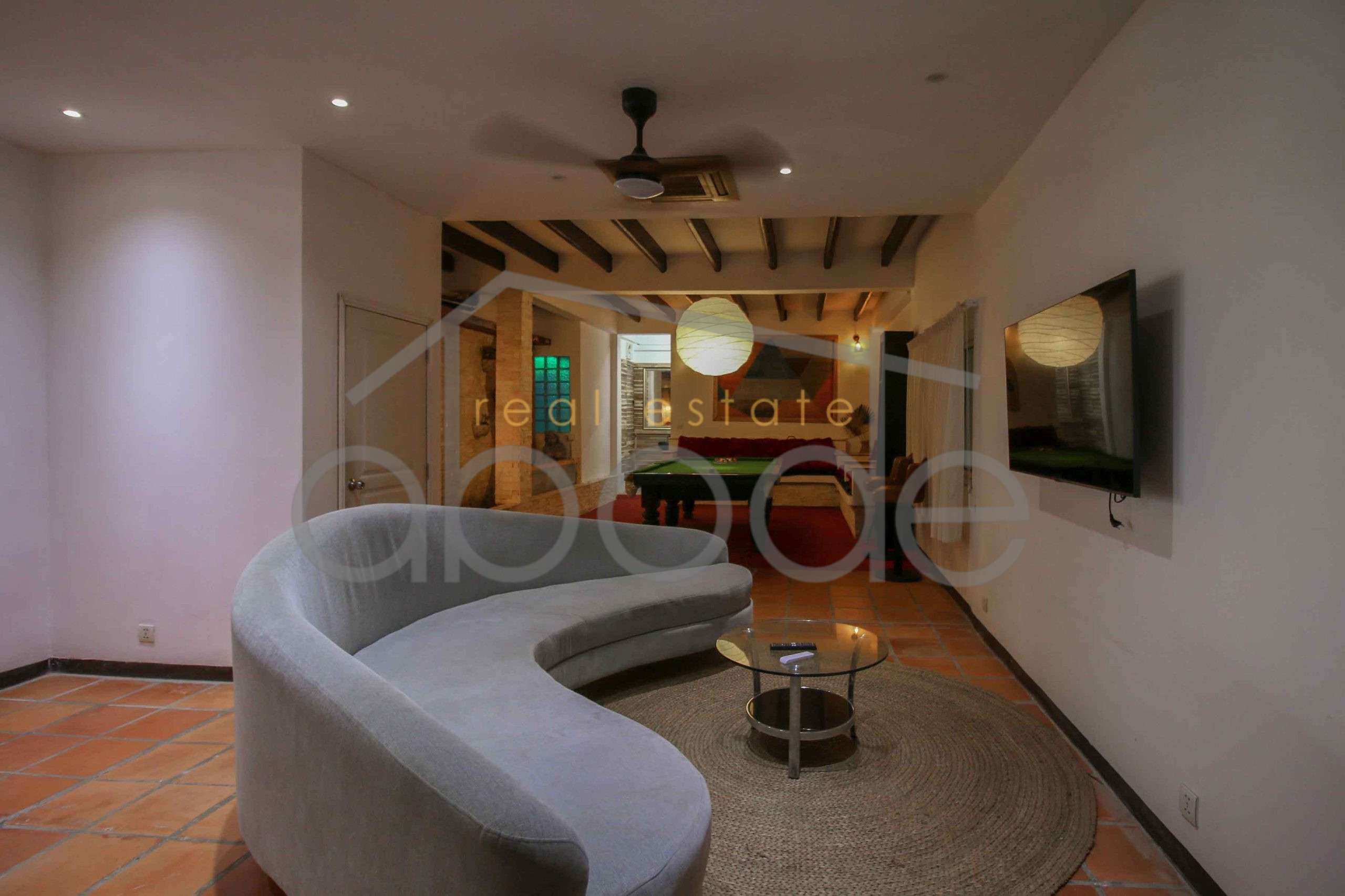 Stunning 4-bedroom newly renovated Mekong River villa for rent - Chroy Changvar