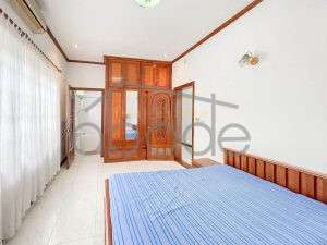 7 bedroom villa for rent swimming pool Toul Kork