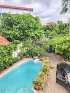 7 bedroom villa for rent swimming pool Toul Kork