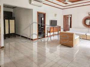 7 bedroom villa for rent swimming pool Toul Kork