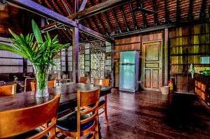 Large 3 bedroom villa set in lush gardens for rent Chroy Changvar