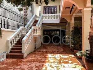 large villa swimming pool for rent Tonle Bassac