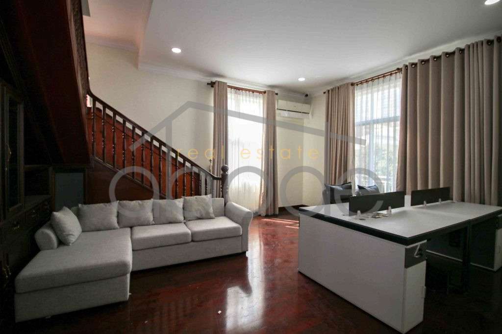 6 bedroom luxury villa for rent Diamond Island