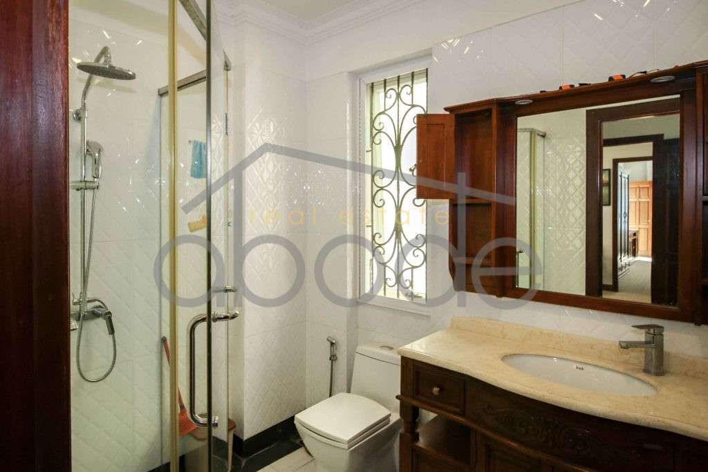 Luxury villa for rent Diamond Island