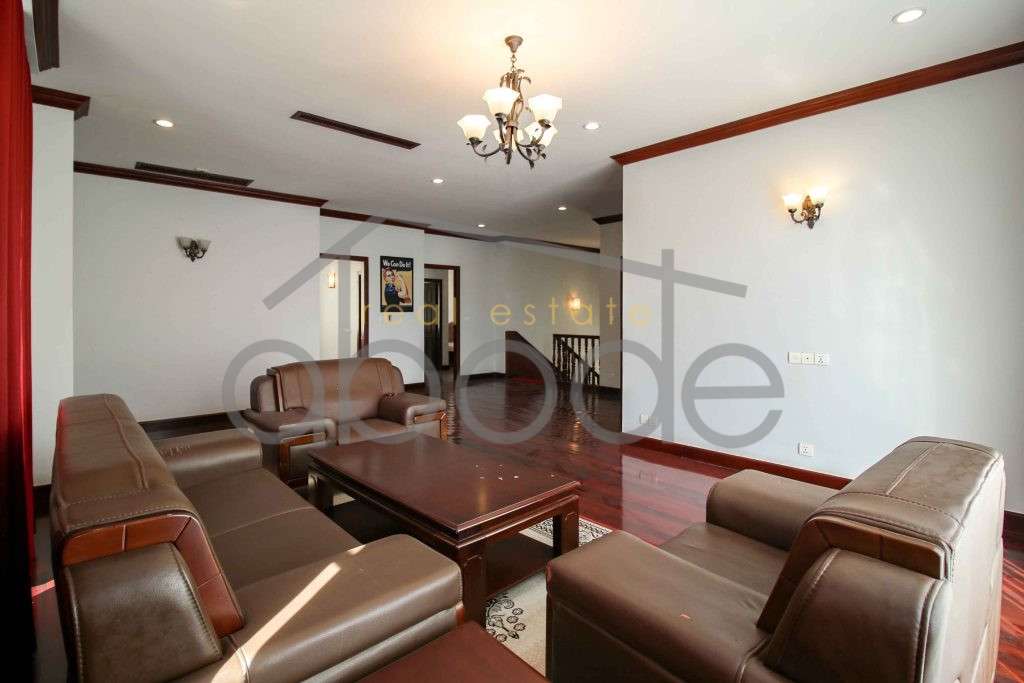 Luxury villa for rent Diamond Island