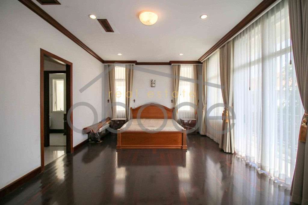 Luxury villa for rent Diamond Island