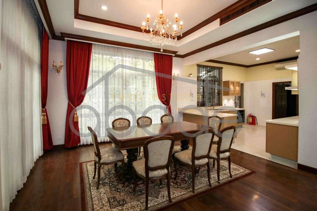 Luxury villa for rent Diamond Island