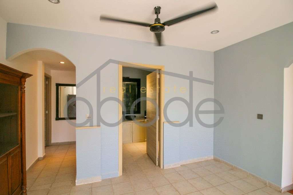 Modern apartment for rent Daun Penh BKK 1 central Phnom Penh