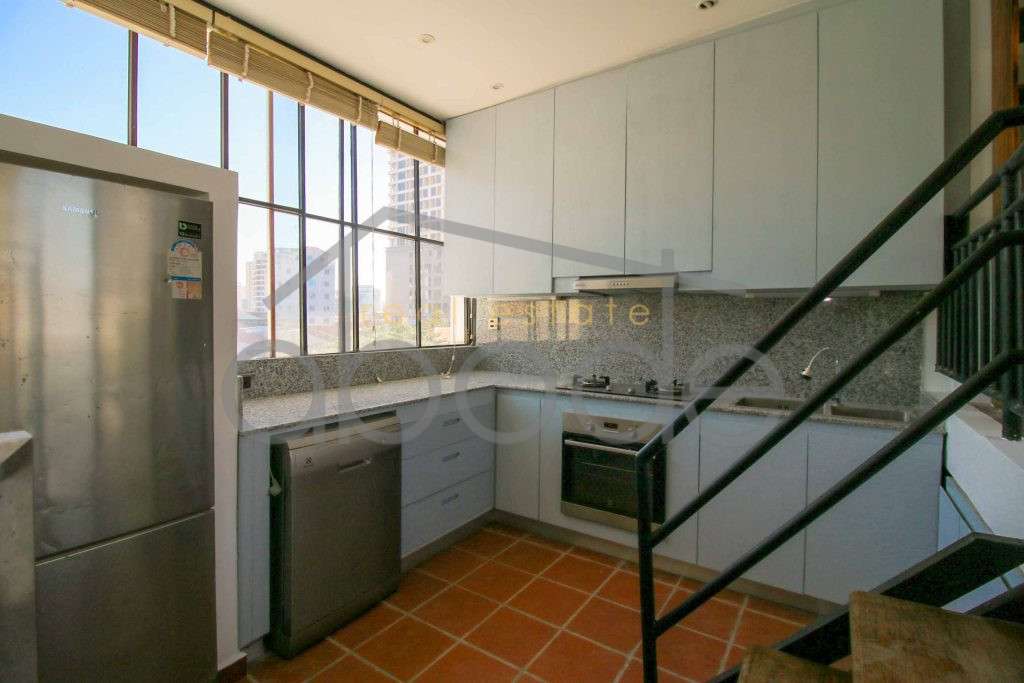 Modern apartment for rent Daun Penh BKK 1 central Phnom Penh