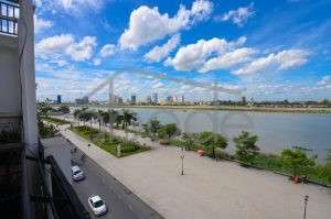 riverfront-apartment-for-sale-daun-penh