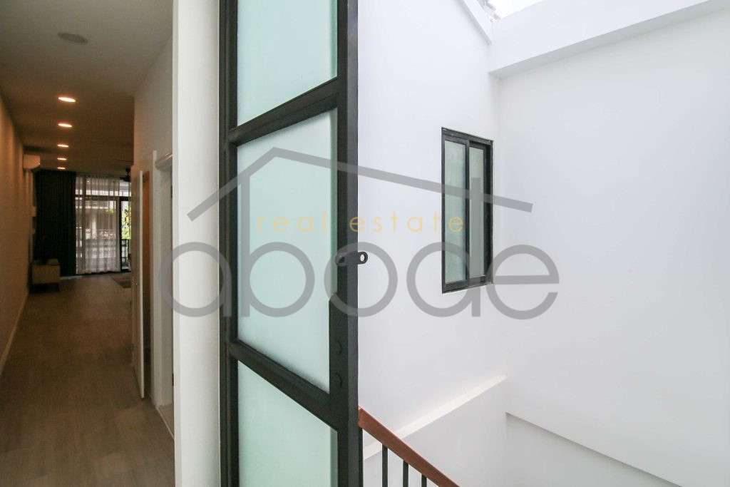 1 bedroom second floor apartment for rent BKK