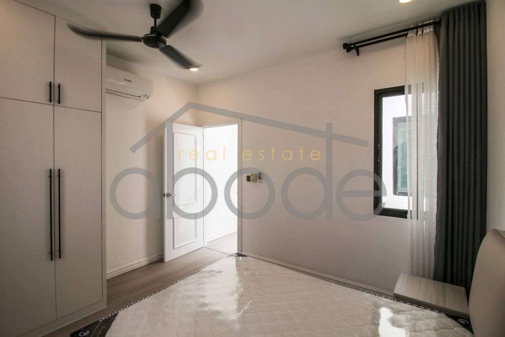 1 bedroom second floor apartment for rent BKK
