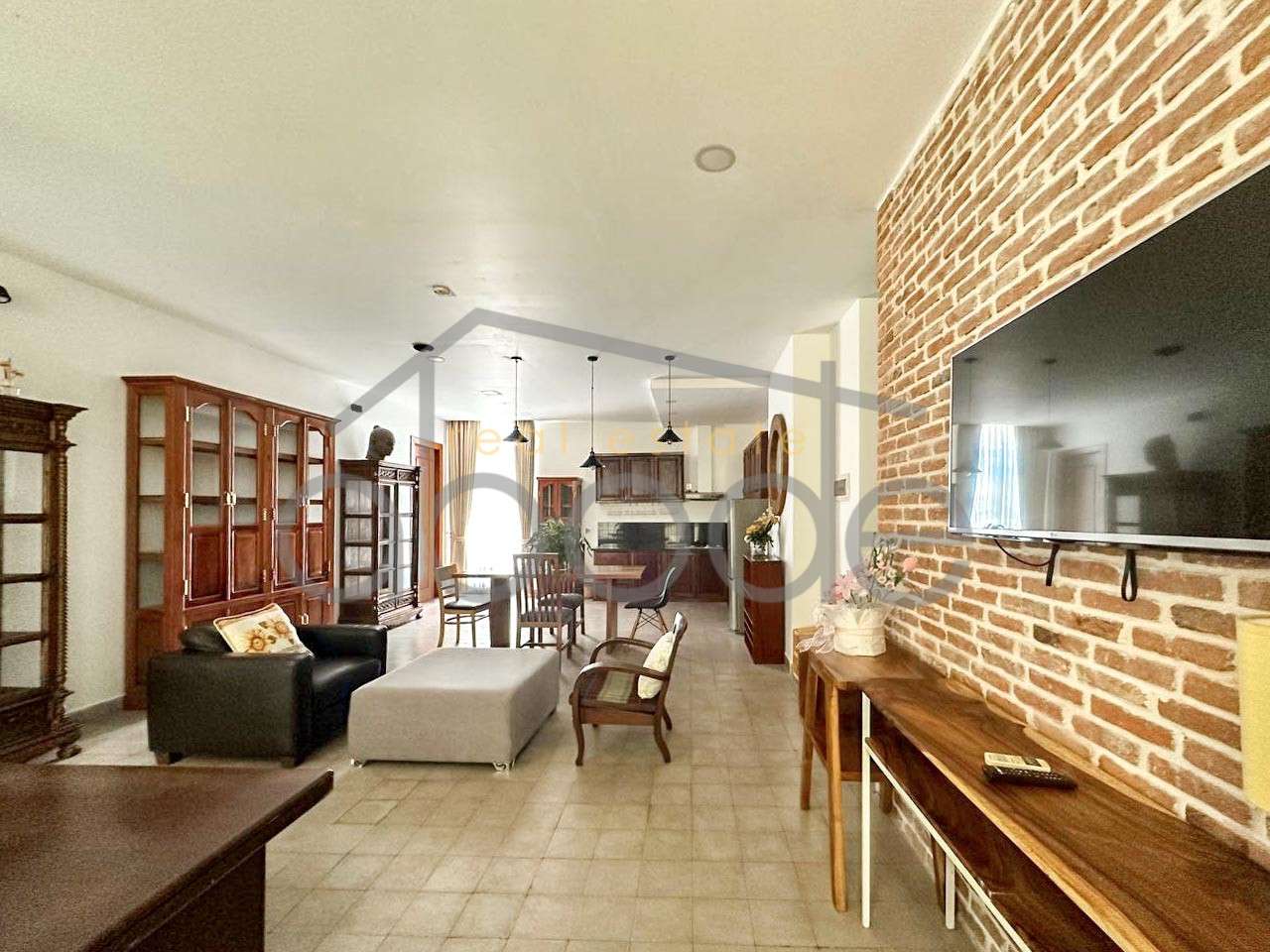 Spacious and characterful 2-bedroom apartment for rent in the heart of BKK1, Phnom Penh