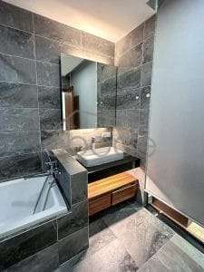 2 bedroom apartment for rent Central Phnom Penh