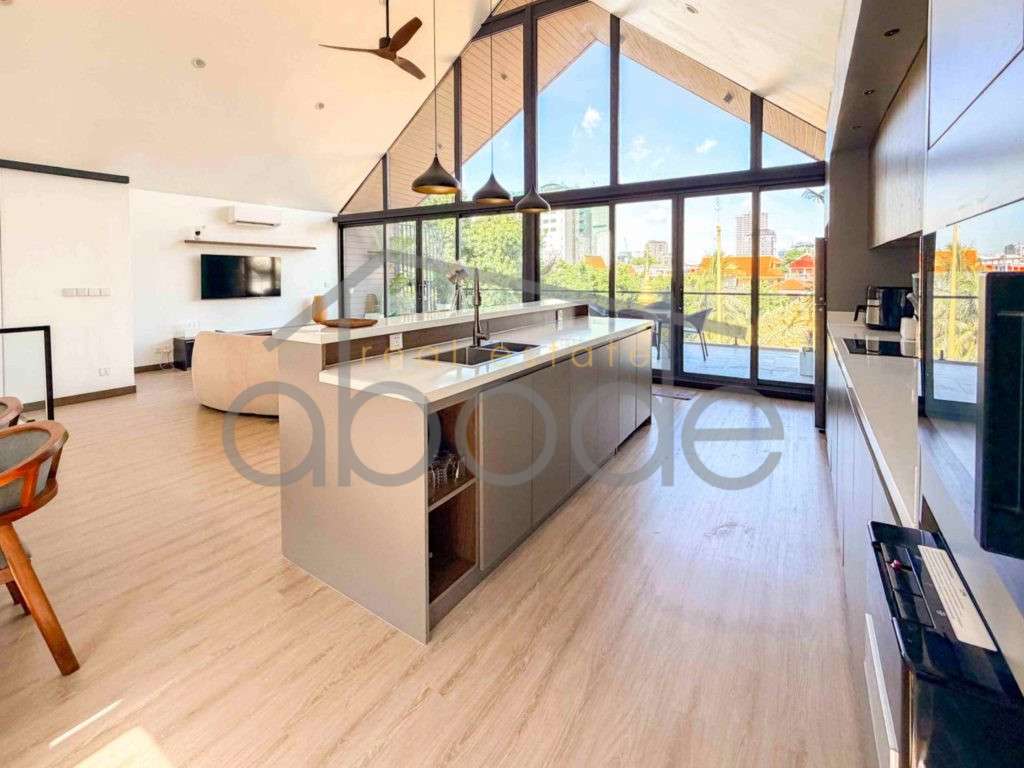 3 bedroom apartment for rent Daun Penh