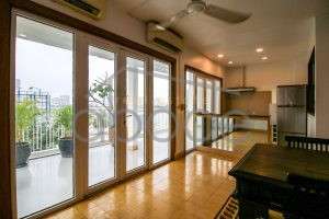 Daun Penh Riverside apartment for rent