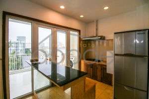 Daun Penh Riverside apartment for rent