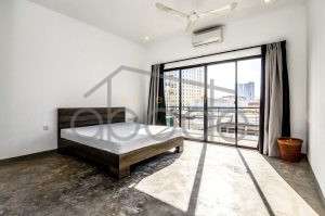 Duplex apartment for rent Daun Penh central phnom Penh