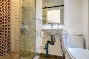 Duplex apartment for rent Daun Penh central phnom Penh