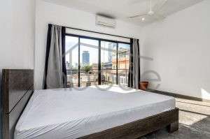 Duplex apartment for rent Daun Penh central phnom Penh