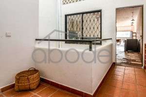 Duplex apartment for rent Daun Penh central phnom Penh