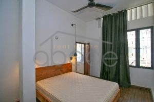 1 bedroom post colonial apartment for rent Riverside Daun Penh