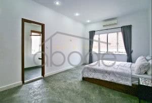 3 bedroom apartment for rent Bassac Lane ventral Phnom Penh