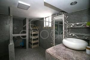 3 bedroom modern apartment for rent Daun Penh BKK 1