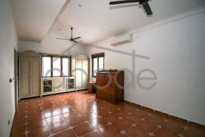 3 bedroom modern apartment for rent Daun Penh BKK 1