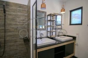 3 bedroom renovated flathouse for rent BKK1