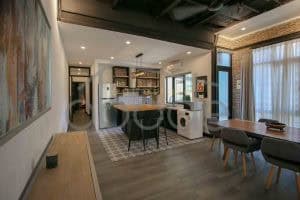 3 bedroom renovated flathouse for rent BKK1