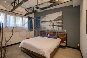 3 bedroom renovated flathouse for rent BKK1
