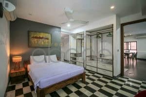 3 bedroom renovated flathouse for sale BKK 1 7 Makara central Phnom Penh