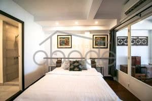 Colonial riverfront apartment for rent