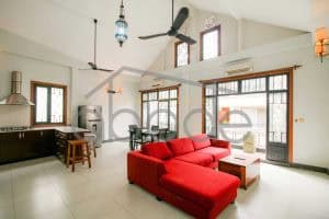 Duplex villa house for rent Royal Palace central Phnom Penh