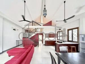 Duplex villa house for rent Royal Palace central Phnom Penh