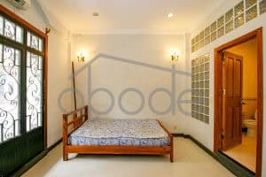 Duplex villa house for rent Royal Palace central Phnom Penh