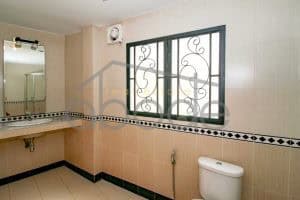 Duplex villa house for rent Royal Palace central Phnom Penh