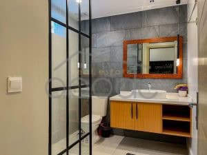 Renovated flathouse Central Market for rent Phnom Penh