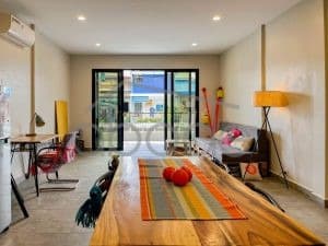 Renovated flathouse Central Market for rent Phnom Penh