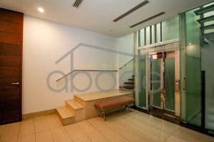 apartment for rent Daun Penh Riverside