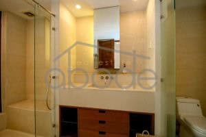 apartment for rent Daun Penh Riverside
