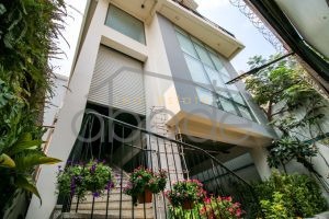 1-bedroom-apartment-for-rent-central-phnom-penh BTBC4