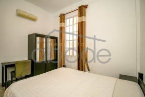 colonial style apartment for rent Daun Penh near BKK 1 central Phnom Penh