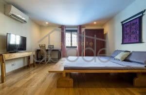 Apartment for rent Wat Phnom Daun Penh architect designed