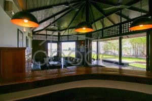 Colonial penthouse apartment for rent Riverside Daun Penh
