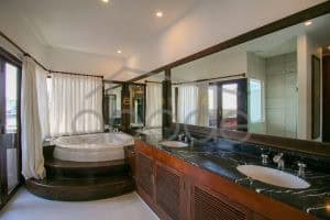 Colonial penthouse apartment for rent Riverside Daun Penh