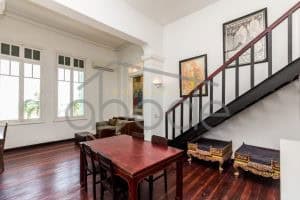 colonial riverside apartment for rent